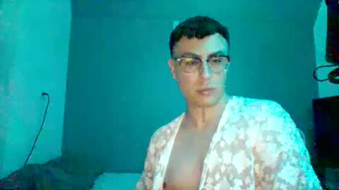 Snapshot of byegay chatting on 1, 12, 2025 byegay online show from 1, 12, 2025