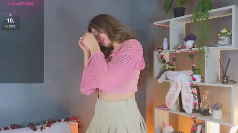 Snapshot of byteblush chatting on 4, 1, 2025 Kira online show from 4, 1, 2025