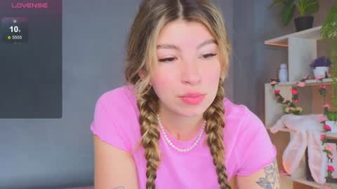 Snapshot of byteblush chatting on 6, 1, 2025 Kira online show from 6, 1, 2025