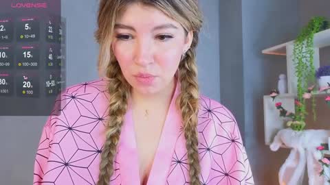 Snapshot of byteblush chatting on 10, 1, 2025 Kira online show from 10, 1, 2025