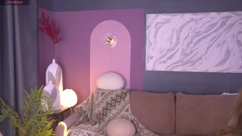 Snapshot of byteblush chatting on 14, 10, 2025 Kira online show from 14, 10, 2025