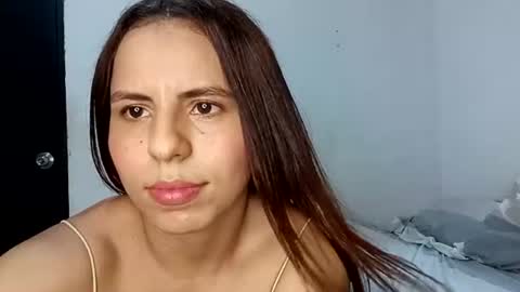 Snapshot of ca173377 chatting on 6, 7, 2026 Sofy online show from 6, 7, 2026