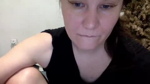 Snapshot of caffeinated_lamb chatting on 16, 5, 2026 Lamb online show from 16, 5, 2026