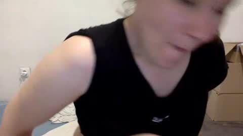 Snapshot of caffeinated_lamb chatting on 27, 5, 2026 Lamb online show from 27, 5, 2026
