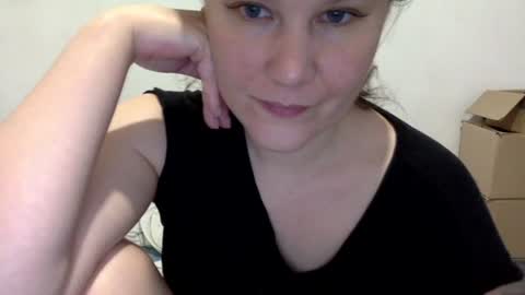 Snapshot of caffeinated_lamb chatting on 28, 5, 2026 Lamb online show from 28, 5, 2026