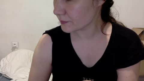 Snapshot of caffeinated_lamb chatting on 22, 6, 2026 Lamb online show from 22, 6, 2026