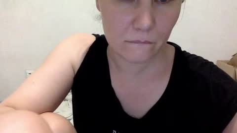 Snapshot of caffeinated_lamb chatting on 17, 7, 2026 Lamb online show from 17, 7, 2026