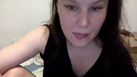 Snapshot of caffeinated_lamb chatting on 23, 7, 2026 Lamb online show from 23, 7, 2026