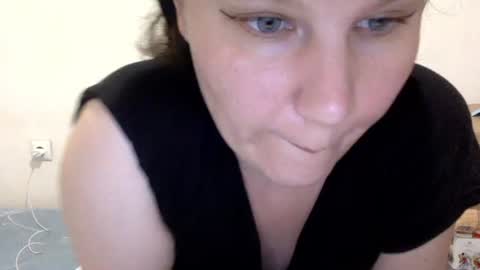 Snapshot of caffeinated_lamb chatting on 28, 7, 2026 Lamb online show from 28, 7, 2026