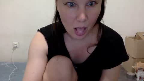 Snapshot of caffeinated_lamb chatting on 28, 7, 2026 Lamb online show from 28, 7, 2026
