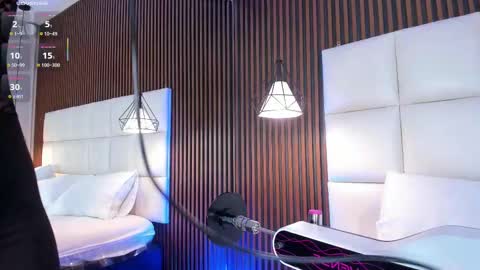 CailynBrown online show from 13, 11, 2025