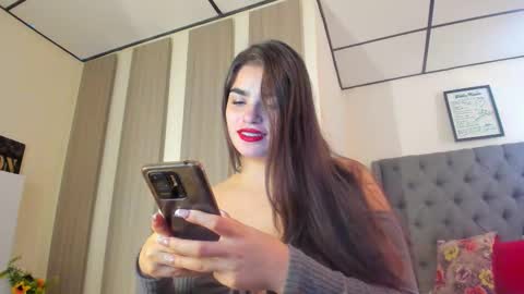 caitlingomez0 online show from 7, 1, 2026