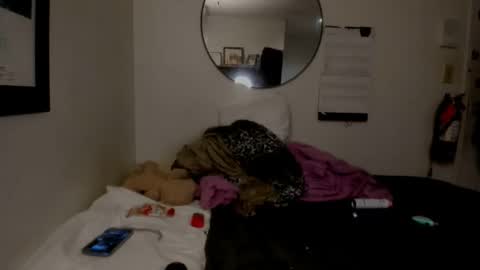 calaentemichele online show from 21, 11, 2025