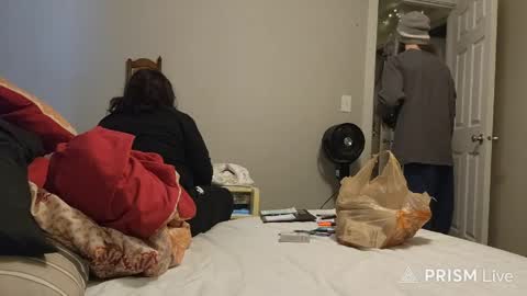 freakslikeus online show from 5, 4, 2026