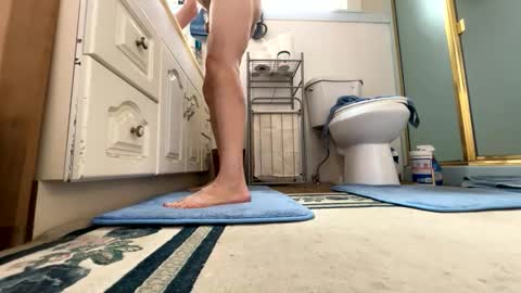 Snapshot of cali1962 chatting on 18, 11, 2025 Cal online show from 18, 11, 2025