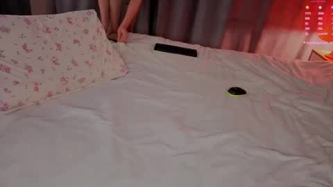 Snapshot of call__me_mommy_ chatting on 15, 11, 2025 Nancy Please thumbs up me online show from 15, 11, 2025