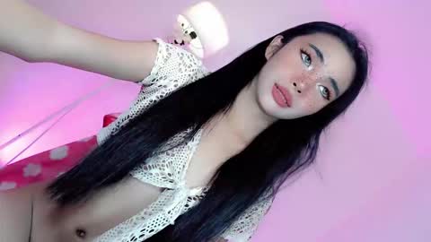Snapshot of call_me_nina chatting on 12, 5, 2026 call_me_nina online show from 12, 5, 2026