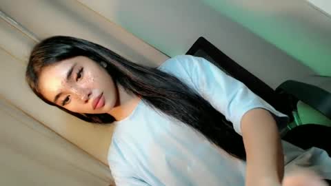 Snapshot of call_me_nina chatting on 12, 6, 2026 call_me_nina online show from 12, 6, 2026