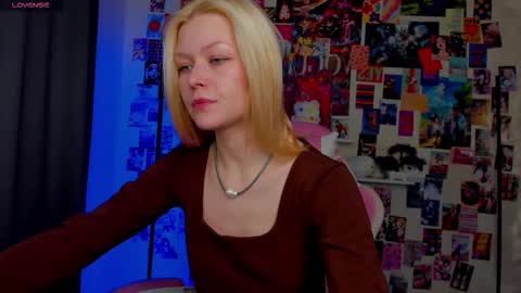 Robin online show from 11, 11, 2025