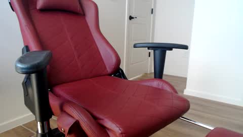 DesertBoy2023 online show from 15, 9, 2025