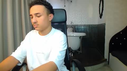 Snapshot of callumpike chatting on 5, 11, 2025 CallumPike online show from 5, 11, 2025