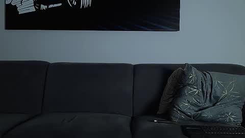 Calvin  online show from 26, 10, 2025