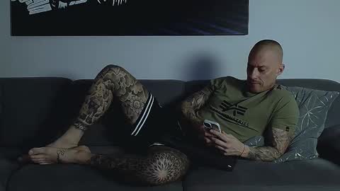 Calvin  online show from 10, 11, 2025