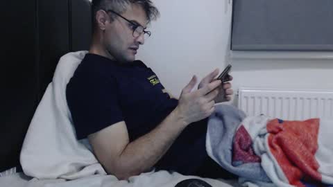 Calvinjohnlad online show from 2, 12, 2024