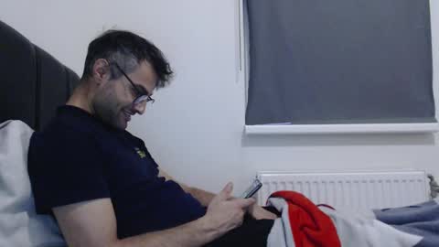 Calvinjohnlad online show from 16, 12, 2024