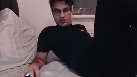 Calvinjohnlad online show from 17, 12, 2024