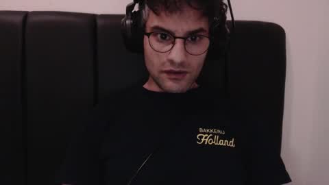 Calvinjohnlad online show from 18, 12, 2024