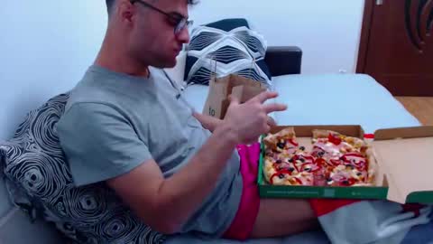 Calvinjohnlad online show from 2, 1, 2025