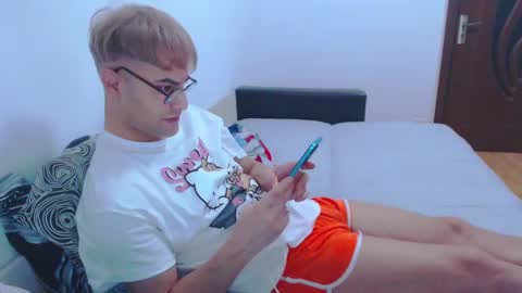 Calvinjohnlad online show from 9, 1, 2025