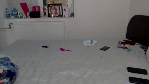 Calvinjohnlad online show from 14, 2, 2025