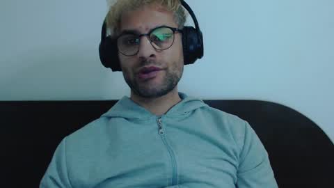 Calvinjohnlad online show from 19, 2, 2025