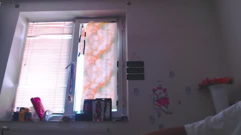 Calvinjohnlad online show from 4, 3, 2025