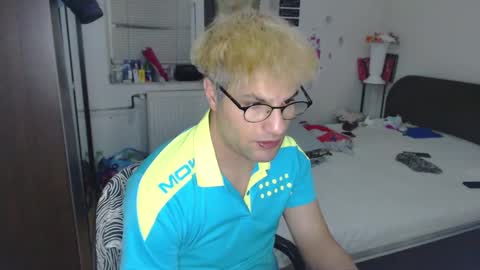 Calvinjohnlad online show from 12, 3, 2025