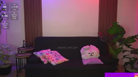 Calypso and Kayla online show from 5, 4, 2026