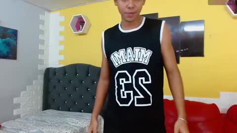 Snapshot of cam_sexyboy chatting on 17, 10, 2025 cam_sexyboy online show from 17, 10, 2025