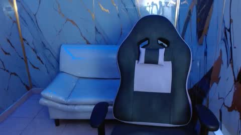 Snapshot of cam_xman chatting on 19, 4, 2026 cam_xman online show from 19, 4, 2026