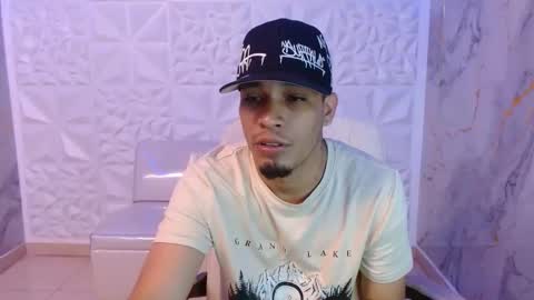 Snapshot of cam_xman chatting on 28, 4, 2026 cam_xman online show from 28, 4, 2026