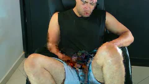 camara110 online show from 4, 2, 2025