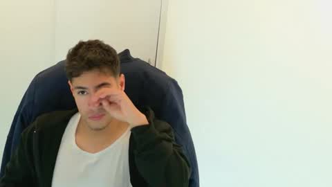 camara110 online show from 16, 11, 2025