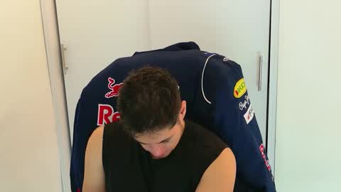 camara110 online show from 1, 12, 2025