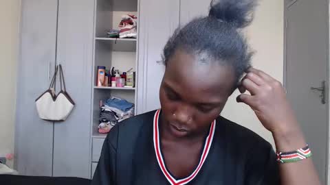 Snapshot of camclit chatting on 12, 1, 2025 Princess online show from 12, 1, 2025