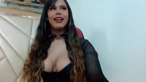 Cami12 online show from 6, 11, 2025