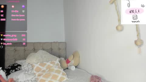 Snapshot of cami_hunter chatting on 13, 1, 2025 online show from 13, 1, 2025