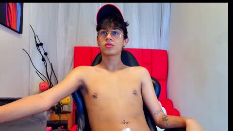 Snapshot of cami_roos07 chatting on 20, 10, 2025 Cami online show from 20, 10, 2025