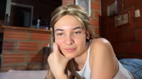 camii19y online show from 15, 9, 2025