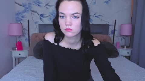 Snapshot of camila_777_ chatting on 22, 11, 2025 Camila online show from 22, 11, 2025